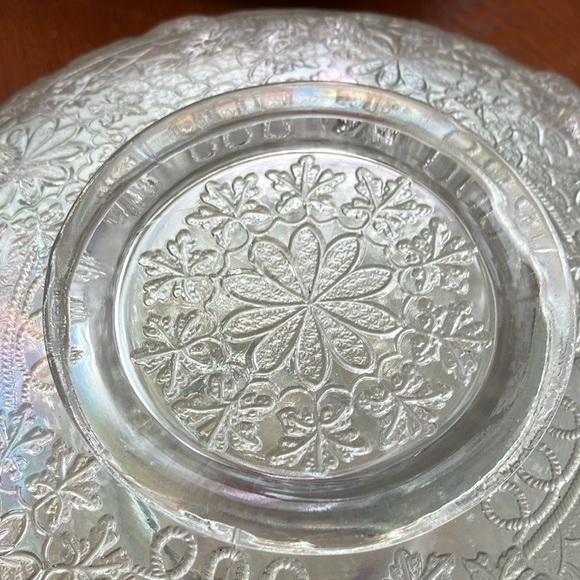 VINTAGE FENTON LEAF CHAIN (IRIDIL)WHITE IRIDESCENT FROSTED FIERY  GLASS  8" BOWL - Picture 15 of 16